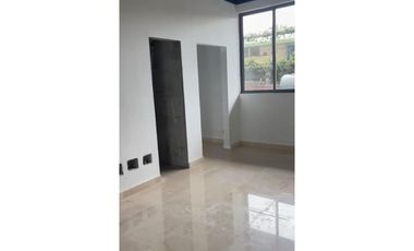 SE ALQUILA LOCAL EN SEGUNDO PISO VIA PORRAS