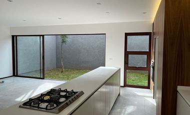 CASA EN VENTA  FRACC. RIO ALTOZANO, MORELIA VENTA