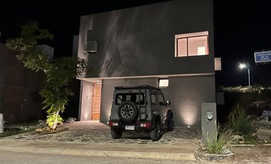 CASA EN VENTA  FRACC. RIO ALTOZANO, MORELIA VENTA