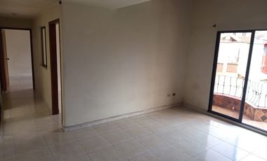 casa en arriendo en las mercedes. Cod A9432976