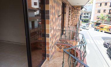 casa en arriendo en las mercedes. Cod A9432976