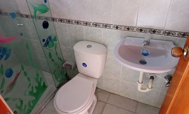 casa en arriendo en las mercedes. Cod A9432976