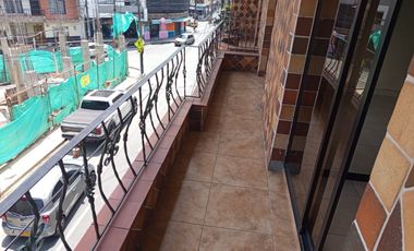 casa en arriendo en las mercedes. Cod A9432976