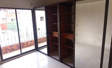 casa en arriendo en las mercedes. Cod A9432976