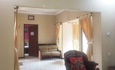 Sewa Villa Bukit Punclut Dekat Kuliner Punclut Bandung