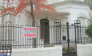 Chalet en venta en Bernal Centro