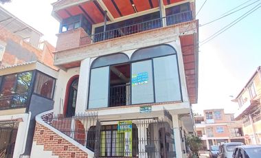 casa en venta en poblado campestre. Cod V119926