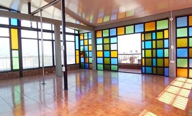 casa en venta en poblado campestre. Cod V119926