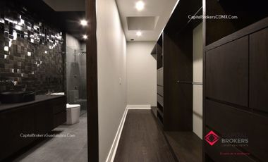 Casa en venta El Palomar zona sur Alberca Lujo