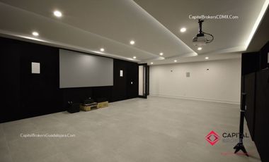 Casa en venta El Palomar zona sur Alberca Lujo