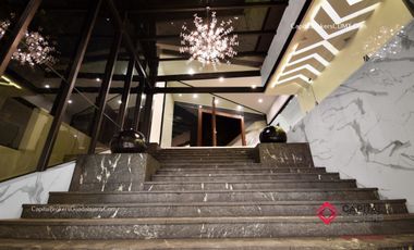 Casa en venta El Palomar zona sur Alberca Lujo