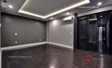 Casa en venta El Palomar zona sur Alberca Lujo