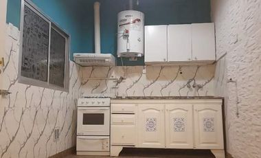 ALQUILER – PH / DEPARTAMENTO TIPO CASA - 3 AMBIENTES AL FRENTE – SIN EXPENSAS – ENTRADA INDEPENDIENTE – BOULOGNE