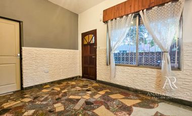 ALQUILER – PH / DEPARTAMENTO TIPO CASA - 3 AMBIENTES AL FRENTE – SIN EXPENSAS – ENTRADA INDEPENDIENTE – BOULOGNE