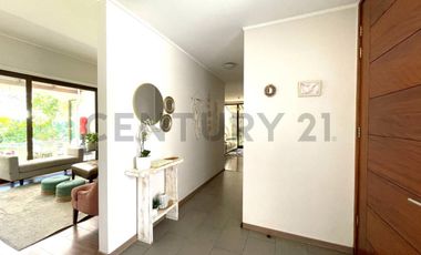 VENDO HERMOSA CASA ESTILO MEDITERRÁNEA EN SANTA ELENA CHICUREO