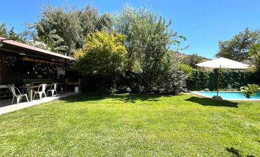 VENDO HERMOSA CASA ESTILO MEDITERRÁNEA EN SANTA ELENA CHICUREO