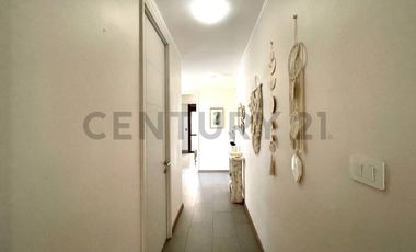 VENDO HERMOSA CASA ESTILO MEDITERRÁNEA EN SANTA ELENA CHICUREO