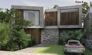 Hermosa y amplia casa en venta de dos niveles con piscina privada.
