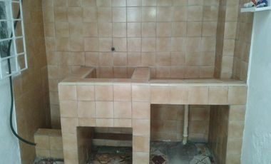 casa-local en venta en arboleda. Cod V78567