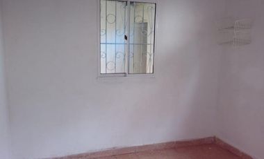 casa-local en venta en arboleda. Cod V78567