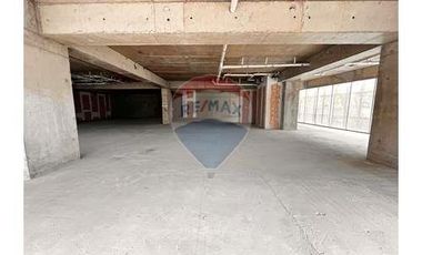 Local Comercial 445 m2 - Planta Libre