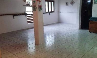 ¡Casa Amplia y Bien Ubicada en Oberá!