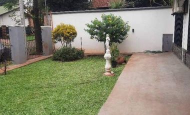 ¡Casa Amplia y Bien Ubicada en Oberá!