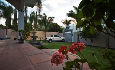 Casa en Venta con Alberca en Balcones de La Calera