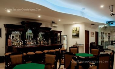 Casa en Venta con Alberca en Balcones de La Calera