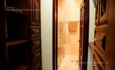 Casa en Venta con Alberca en Balcones de La Calera