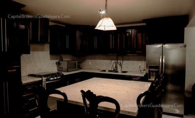 Casa en Venta con Alberca en Balcones de La Calera