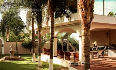 Casa en Venta con Alberca en Balcones de La Calera