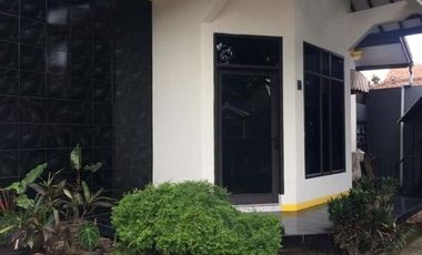 Rumah Bagus Terawat Tanah Luas Siap Huni Sayap Amir Mahmud Cimahi Tengah