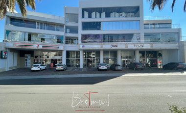 Locales en renta en Plaza Comercial TZN2