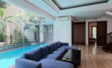 RUMAH at Jl PANGLIMA POLIM, PANGPOL, KEBAYORAN BARU, JAKSEL
