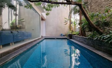 RUMAH at Jl PANGLIMA POLIM, PANGPOL, KEBAYORAN BARU, JAKSEL