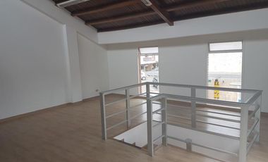 APARTEMEN BASSURA CITY FURSNISHED CANTIK DAN RAPI TIDAK PERNAH DI