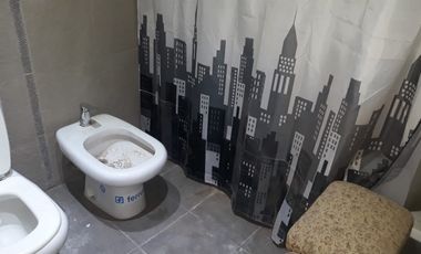 Casa para 2 Familias en venta en Gerli Este