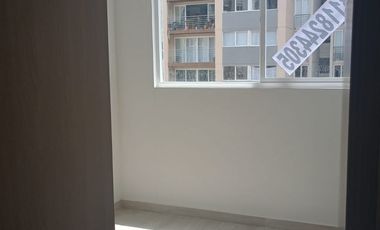 apartamento en arriendo en urb. varsovia. Cod A6739201