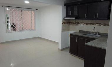 casa en arriendo en santa anita. Cod A725