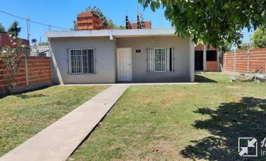 Excelente vivienda en Barrio El Parque, Ingeniero Allan, Varela