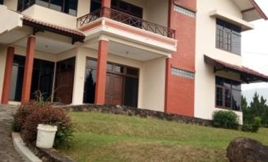 DIJUAL MURAH VILLA VANDA TRAWAS .dgn view gunung yg sangat EXCOTIC sekali