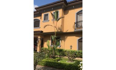 ALQUILER Y VENTA DE CASA COSTA DEL ESTE 4 REC  AMOBLADA