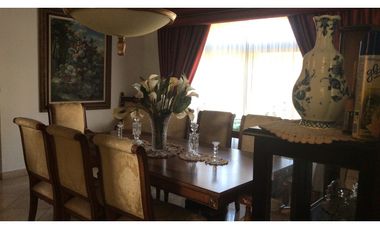 ALQUILER Y VENTA DE CASA COSTA DEL ESTE 4 REC  AMOBLADA