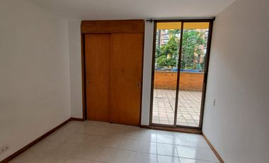 apartamento en arriendo en bosques de zuñiga. Cod A513406