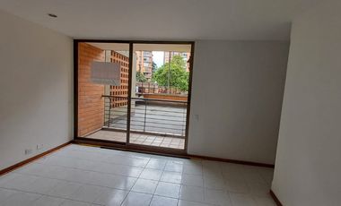apartamento en arriendo en bosques de zuñiga. Cod A513406