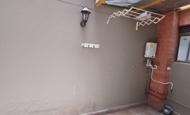 apartamento en arriendo en bosques de zuñiga. Cod A513406