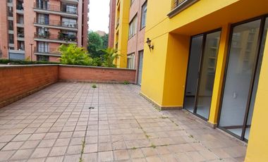 apartamento en arriendo en bosques de zuñiga. Cod A513406