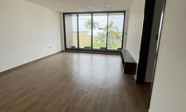 CASA EN RENTA MODERNA  EN LOMAS DE ANGELOPOLIS