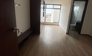 CASA EN RENTA MODERNA  EN LOMAS DE ANGELOPOLIS